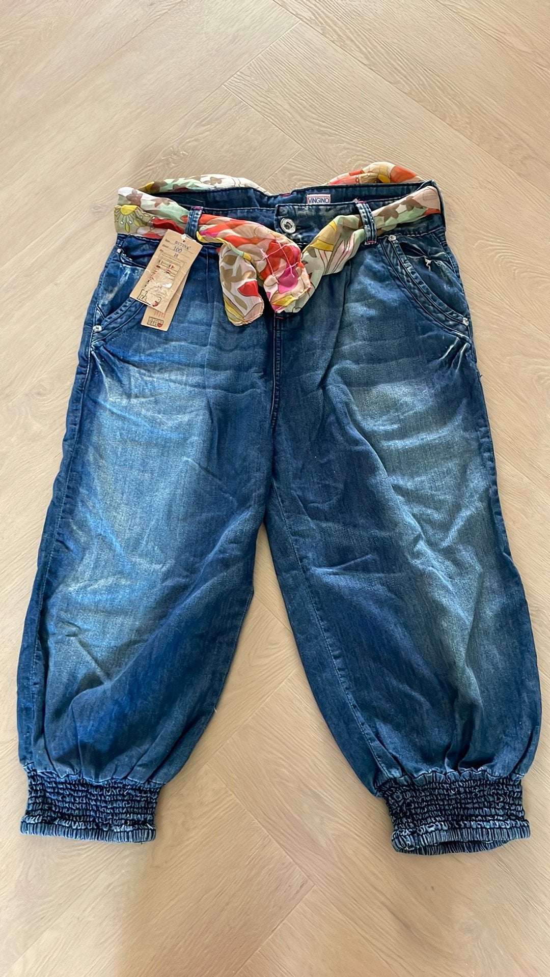 Nieuwe vingino meisjes broek mt 16, Kleding | Dames, Spijkerbroeken en Jeans, Ophalen of Verzenden, Nieuw, Blauw, W27 (confectie 34) of kleiner