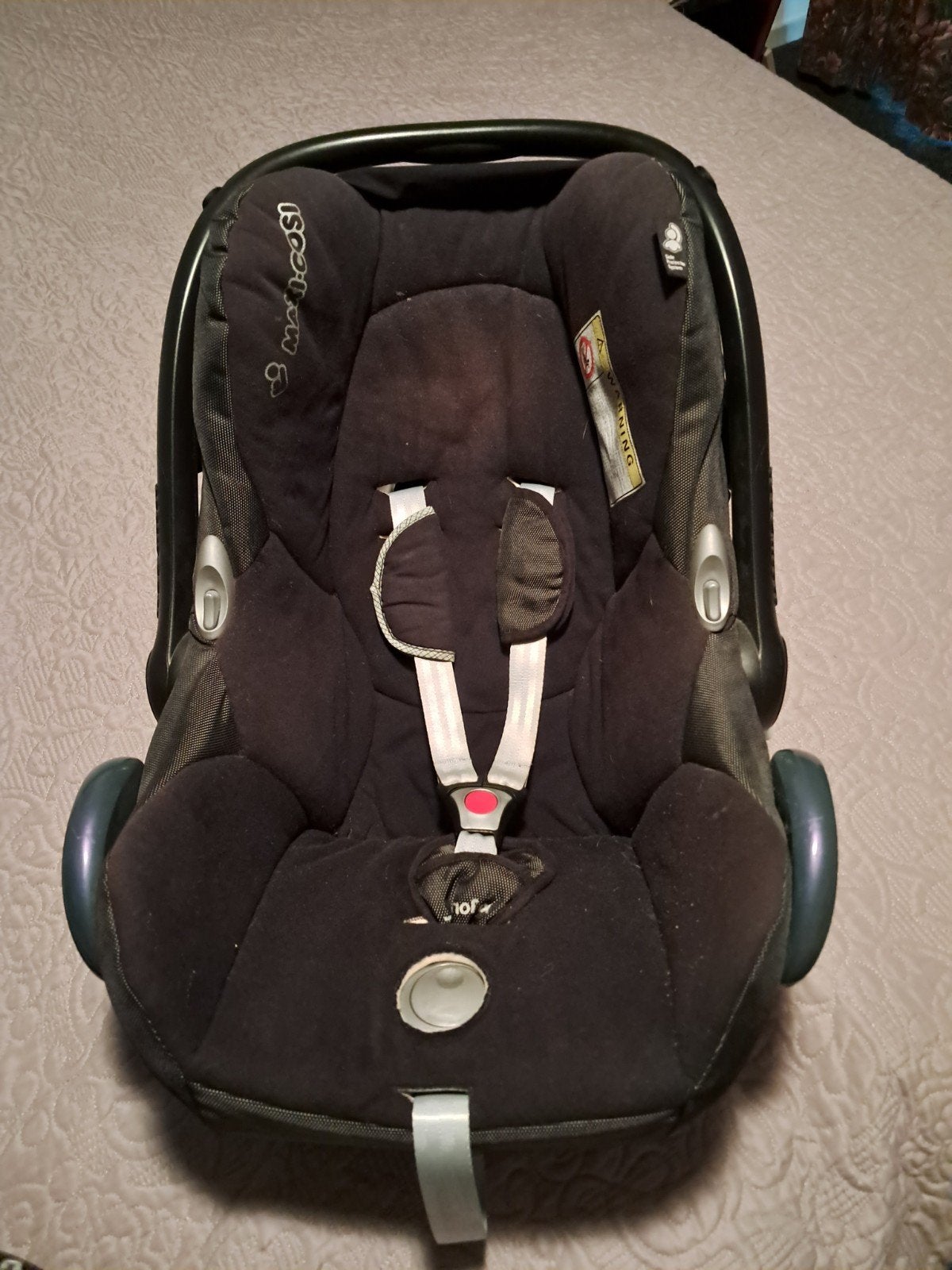 Maxi-Cosi autostoel met EasyFix base en voetenzakken, Ophalen, Autogordel of Isofix, Gebruikt, Zijbescherming