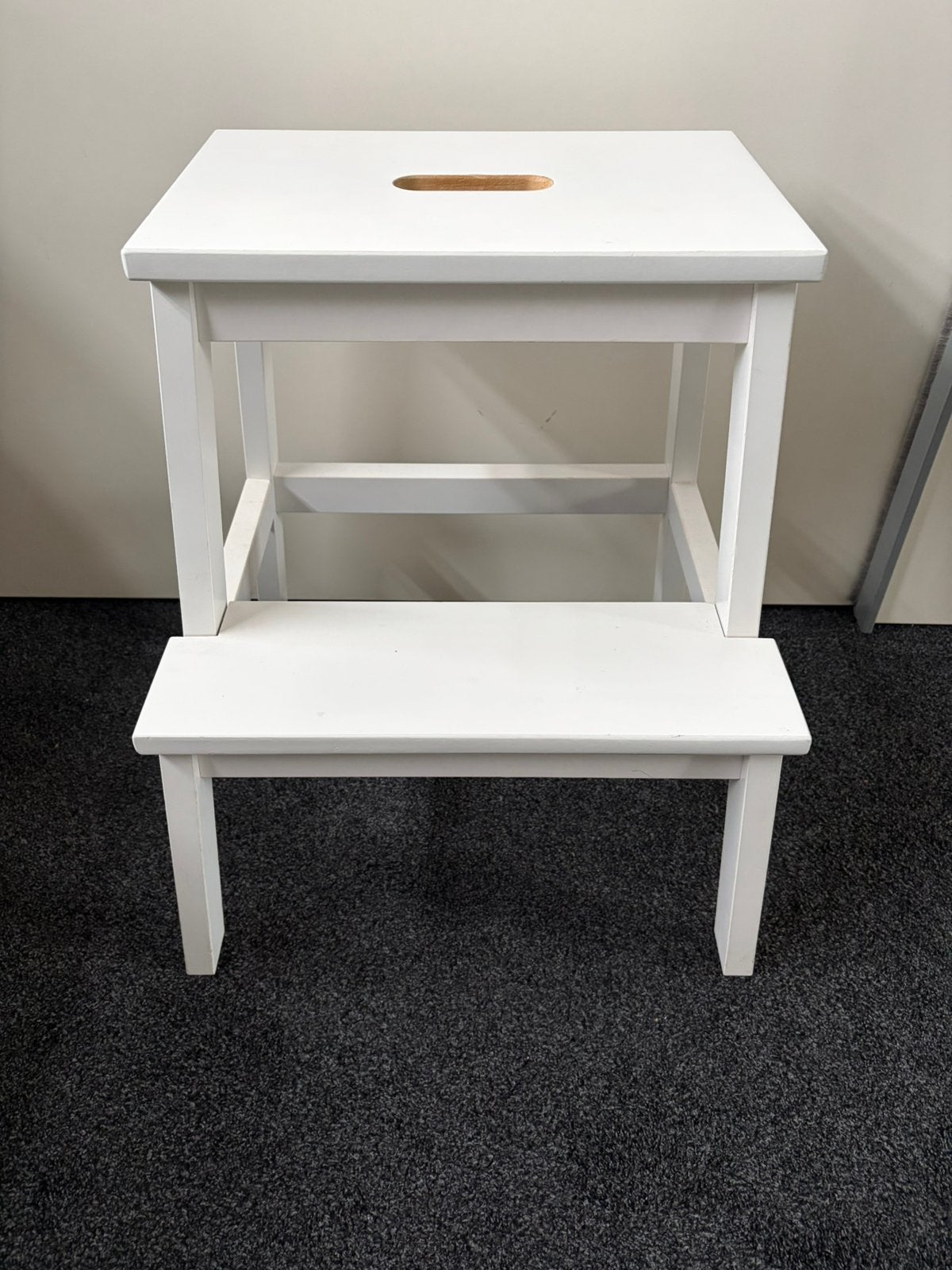 Ikea Opstapje/Krukje Bekvam, Ophalen, Zo goed als nieuw