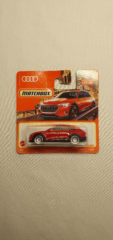 Matchbox Audi E-tron rood, Ophalen of Verzenden, Nieuw, Auto