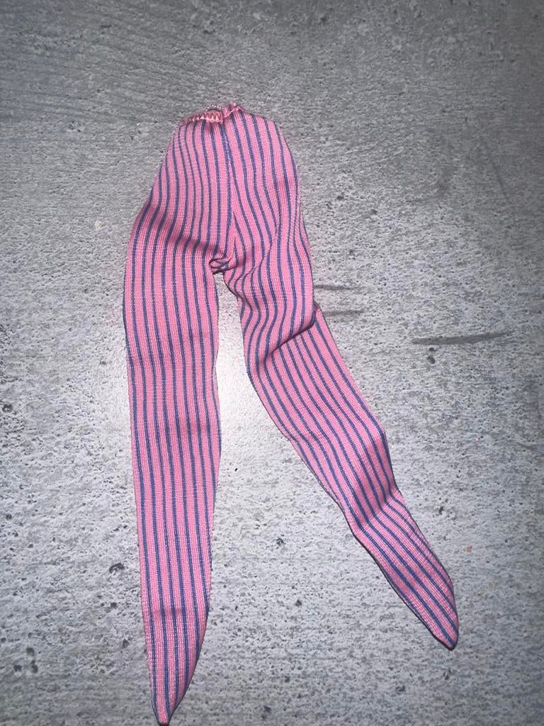 665 Skipper Barbie legging roze met blauwe strepen, Ophalen of Verzenden, Gebruikt