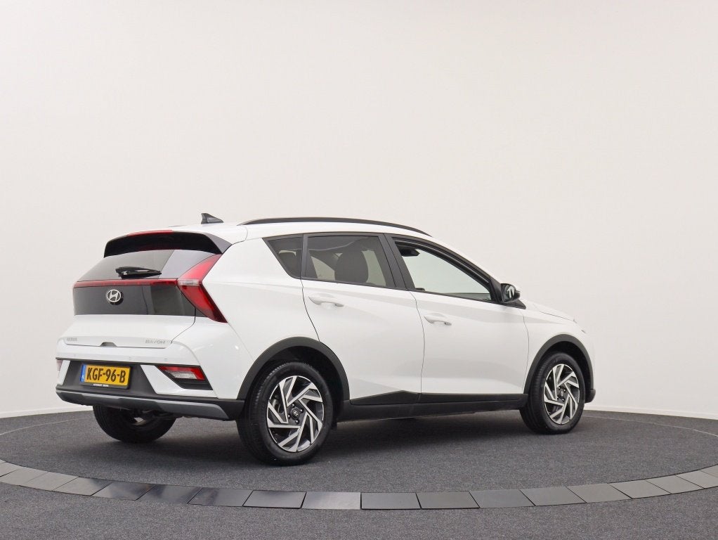 Hyundai Bayon 1.2 MPI Comfort Smart | Private lease 419 pm, Auto's, Voorwielaandrijving, Dealer onderhouden, Gebruikt, Zwart
