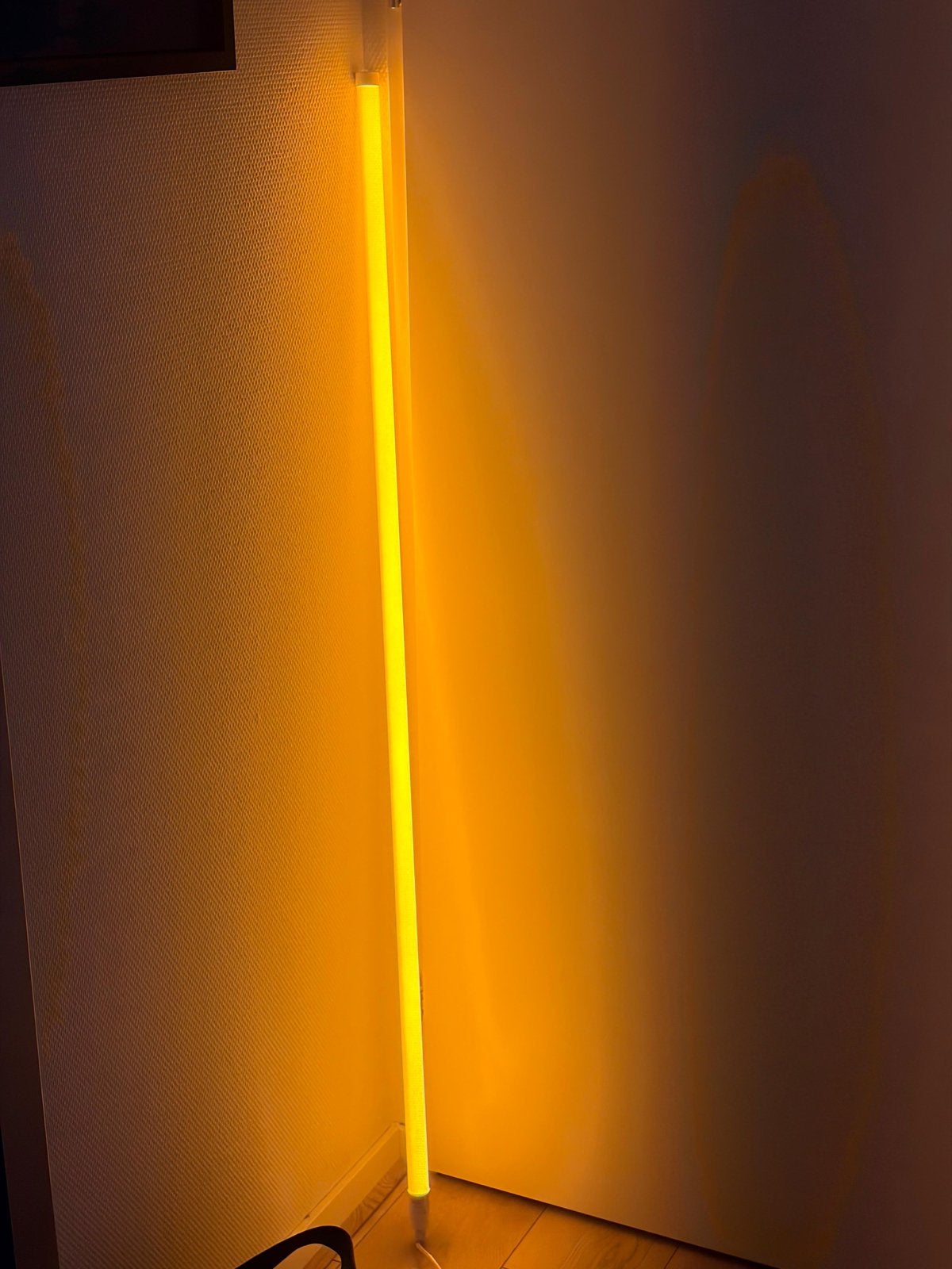HAY Neon Tube LED lamp geel 150cm, Ophalen of Verzenden, Zo goed als nieuw