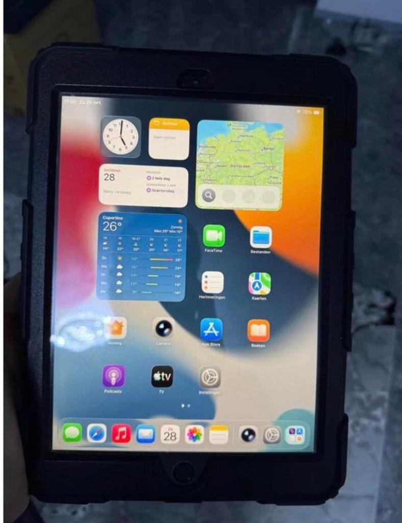 Ipad 8, Computers en Software, Apple iPads, Zo goed als nieuw, Apple iPad, 10 inch, 32 GB, Ophalen of Verzenden