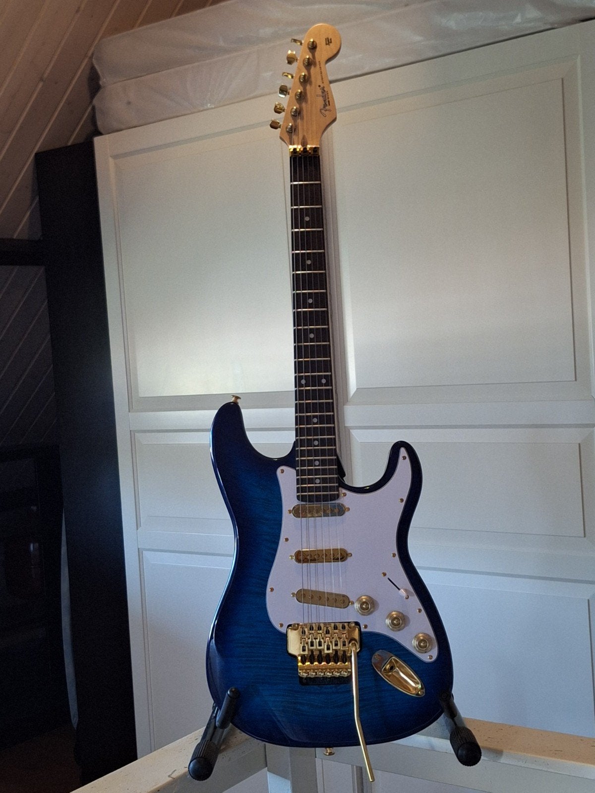 Stratocaster gitaar met Fender decal/logo China, Ophalen of Verzenden, Zo goed als nieuw, Solid body, Overige merken
