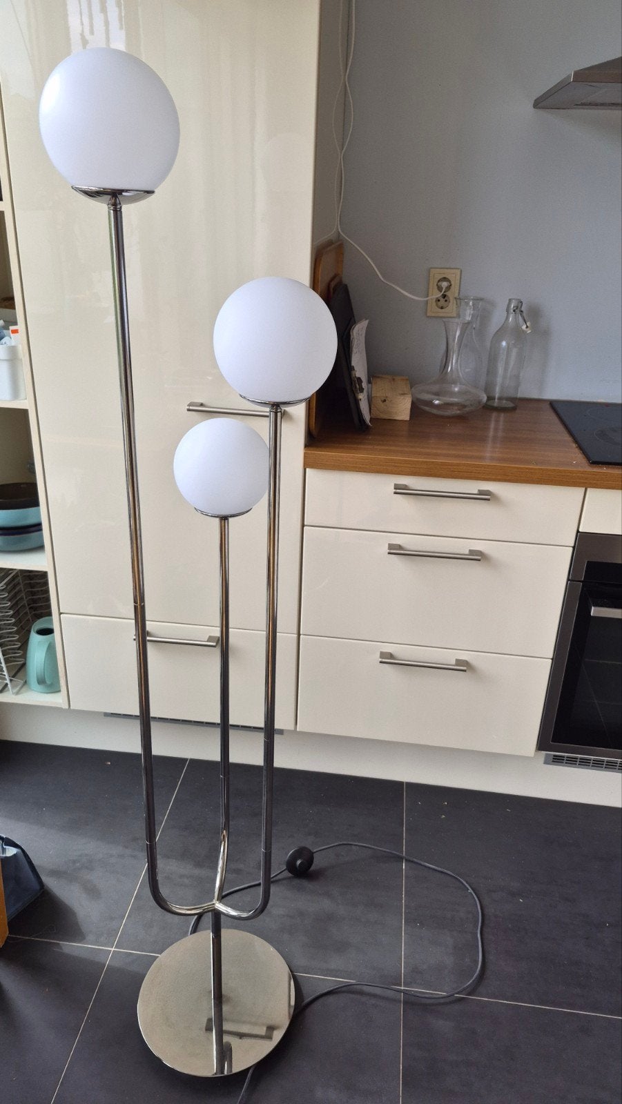 Ikea vloerlamp met 3 opalen glazen bollen, Ophalen of Verzenden