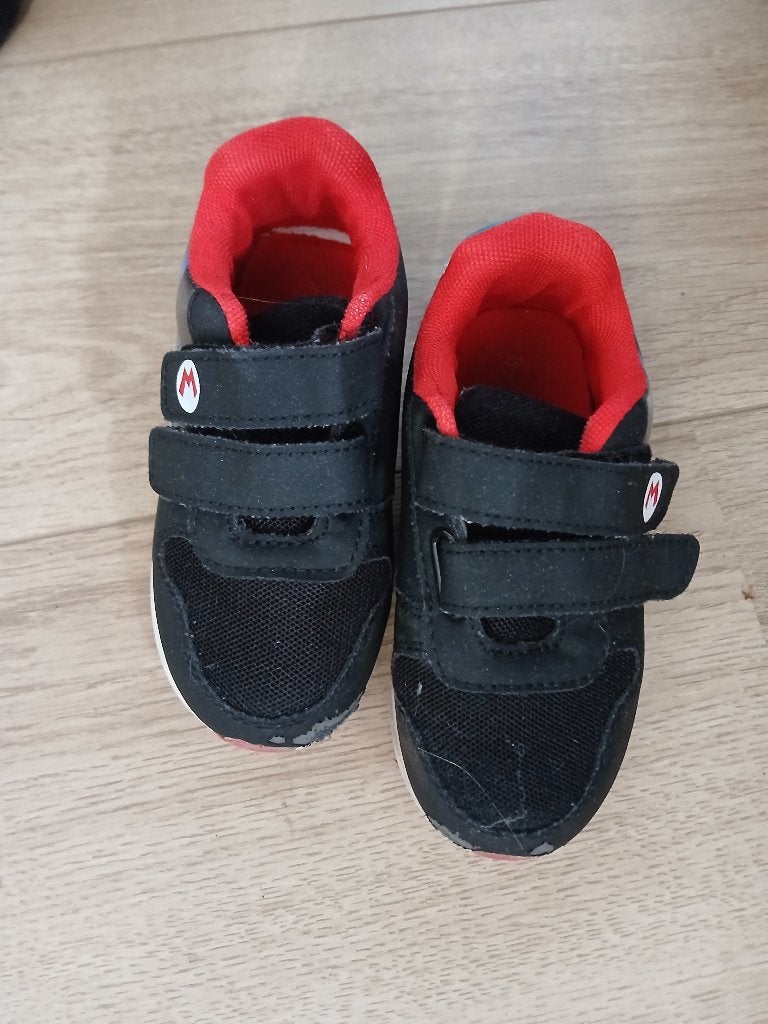 kinderschoenen, Super Mario, Gebruikt, Schoenen, Ophalen of Verzenden