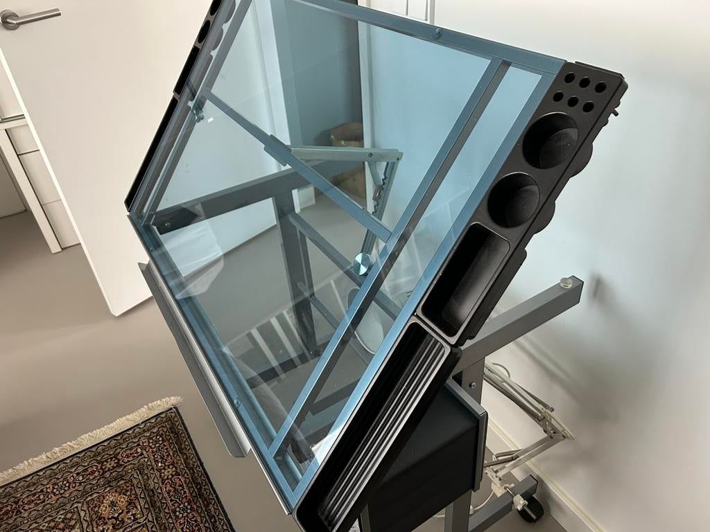 Glazen tekentafel, in hoogte verstelbaar, Ophalen, Gebruikt, Minder dan 130 cm