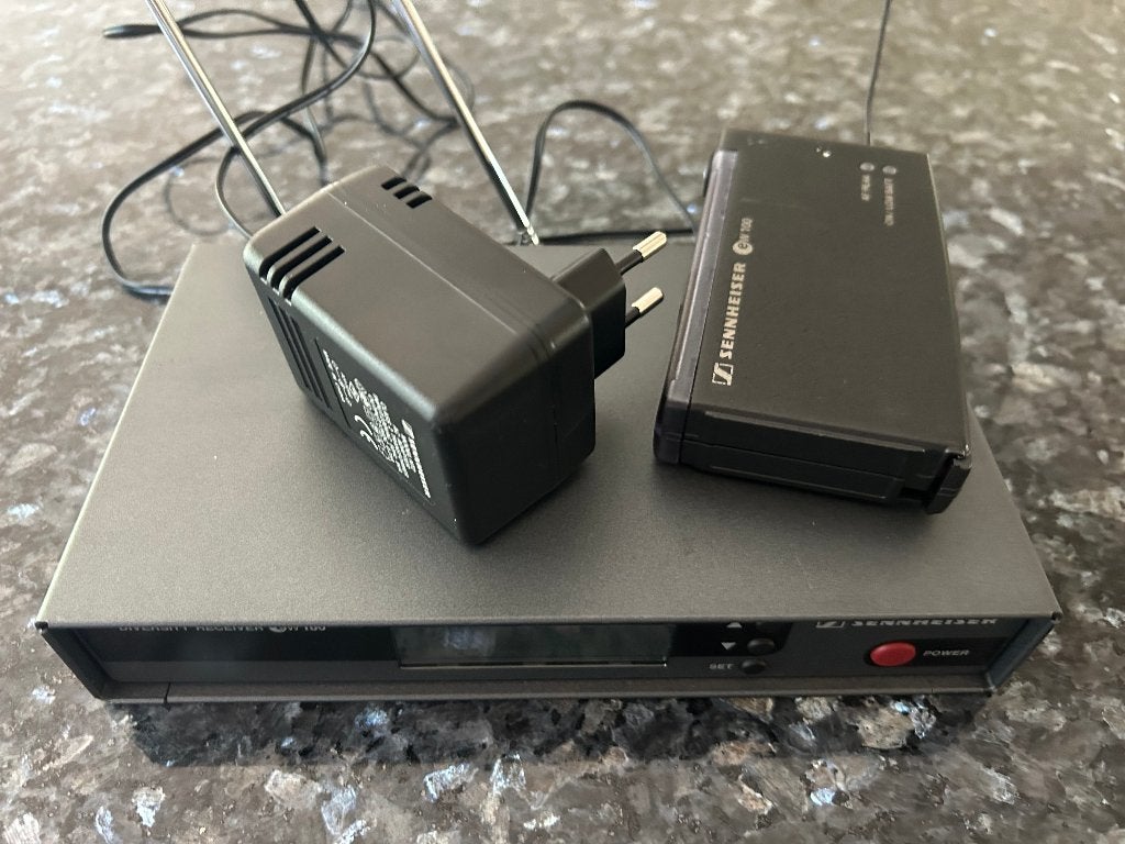 Oude Sennheiser set, Muziek en Instrumenten, Ophalen of Verzenden, Gebruikt, Overige typen, Draadloos