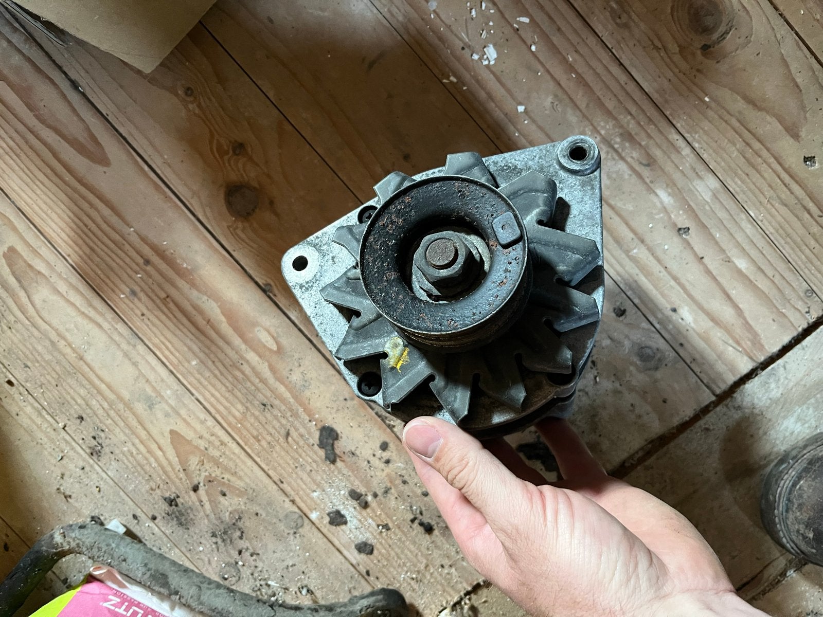 Dynamo Volvo 240 Bosch 0 120 489 045 - Gebruikt, Ophalen of Verzenden, Gebruikt, Volvo