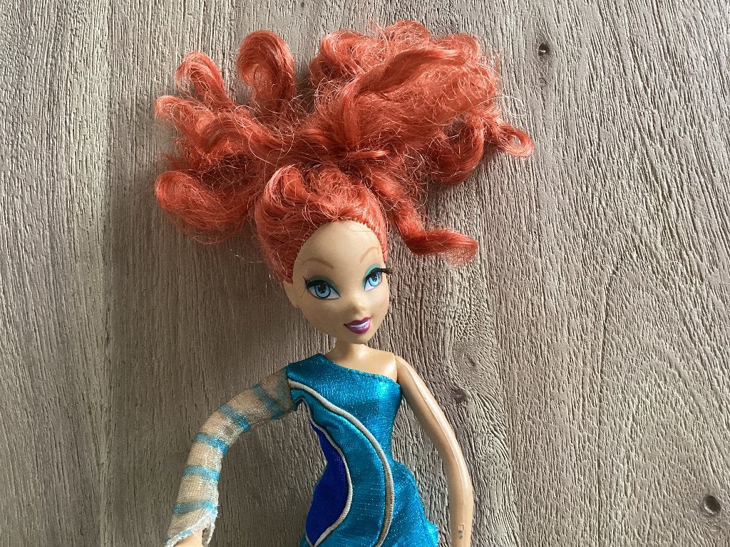 Barbie Winx club, Bloom. Mattel vintage., Ophalen of Verzenden, Zo goed als nieuw, Pop