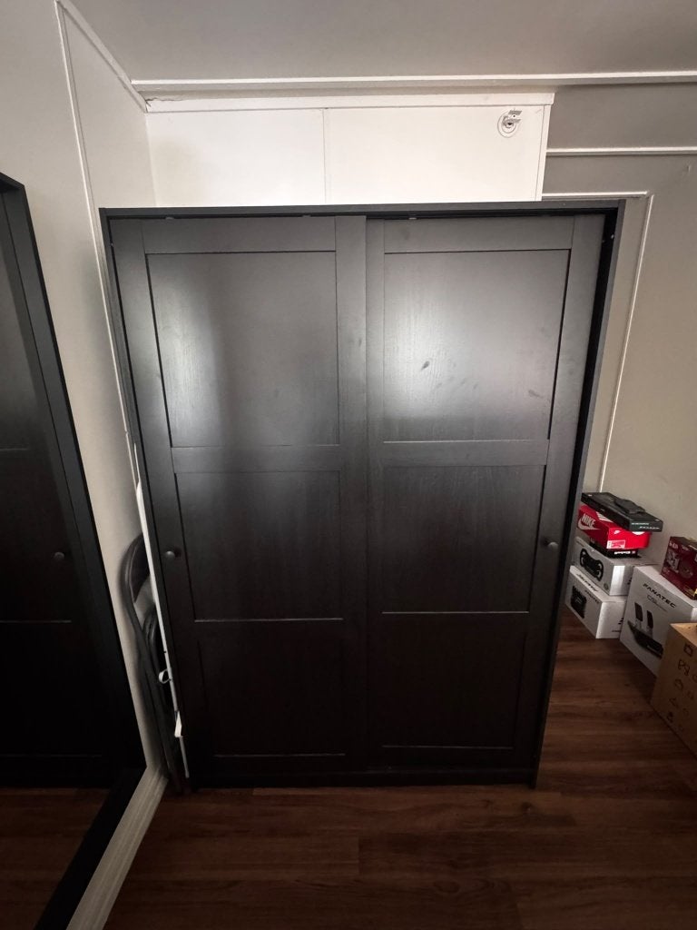 IKEA RAKKESTAD Kledingkast, Ophalen, Met deur(en), Gebruikt, 100 tot 150 cm