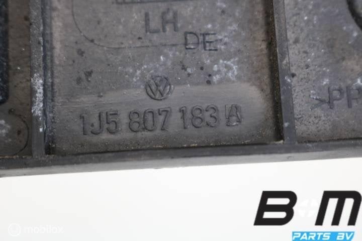 Bumpergeleider links voor VW Bora 1J5807183B, Gebruikt