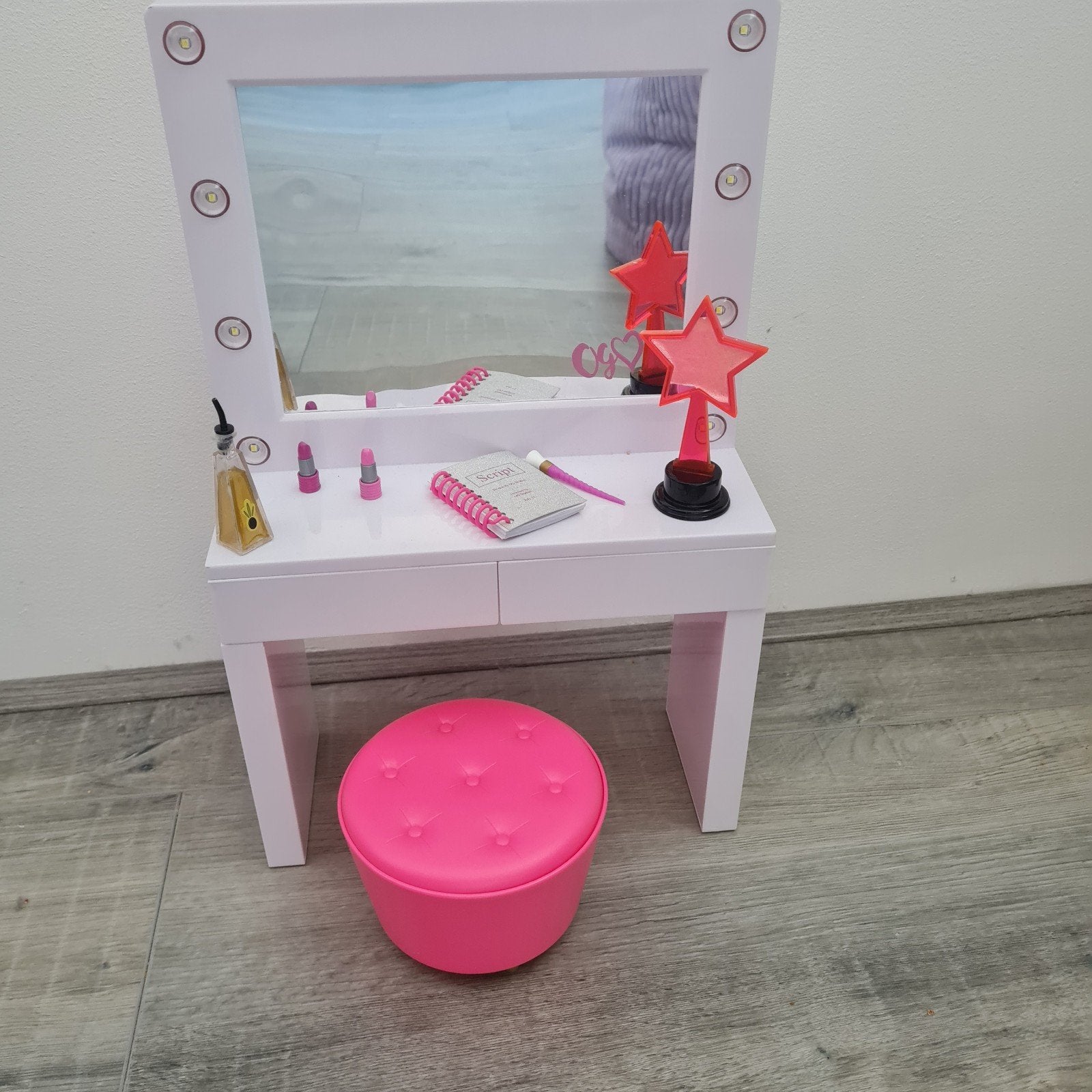 Our GenerationKaptafel met krukje en accessoires voor poppen, Ophalen of Verzenden, Zo goed als nieuw, Overige typen