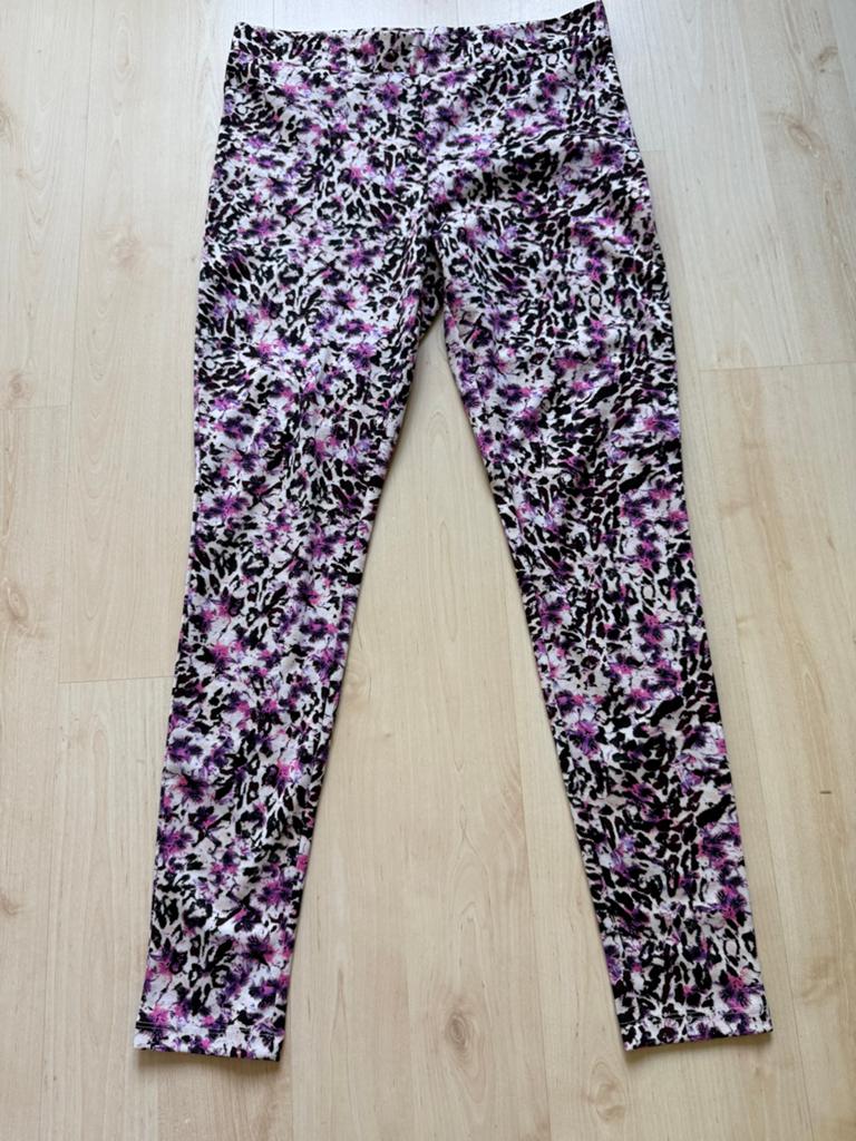 Legging met paarse bloemenprint en luipaardmotief, Ophalen of Verzenden, Zo goed als nieuw, Paars, Legging