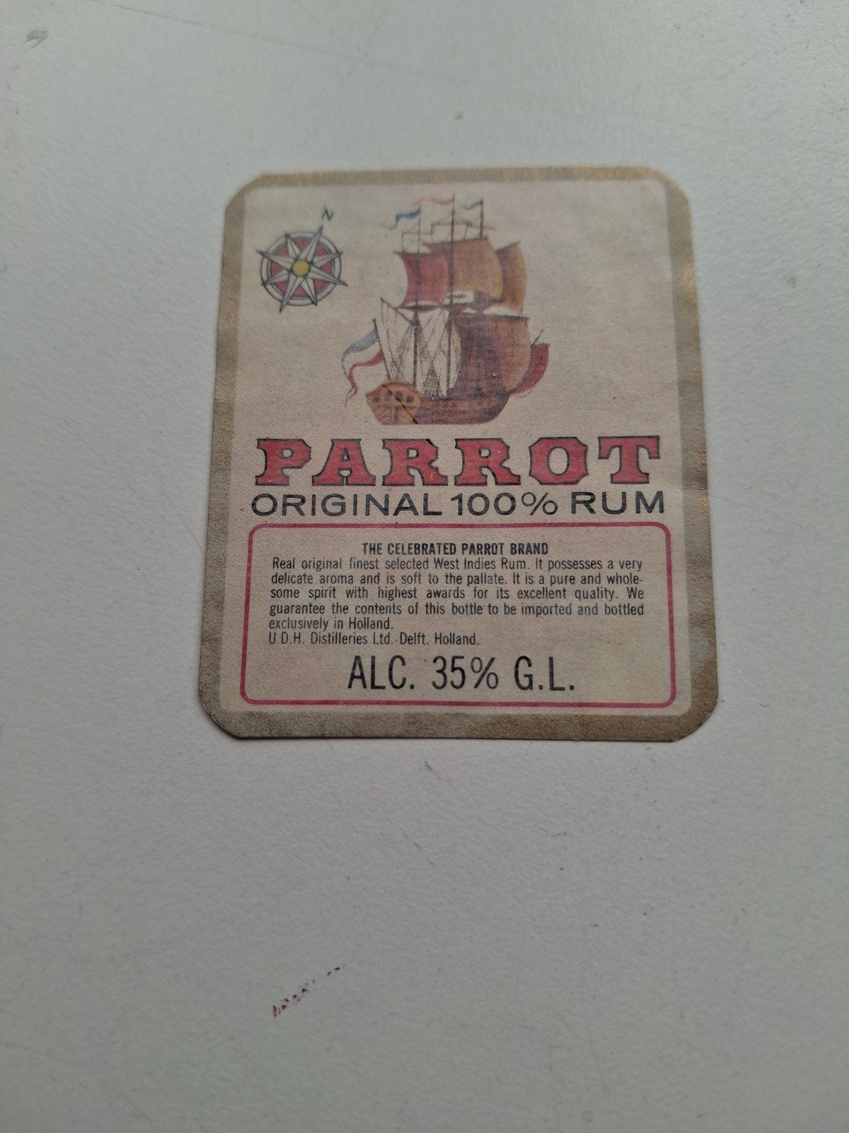 etiket Parrot 100% Rum, Verzamelen, Ophalen of Verzenden, Zo goed als nieuw, Overige typen