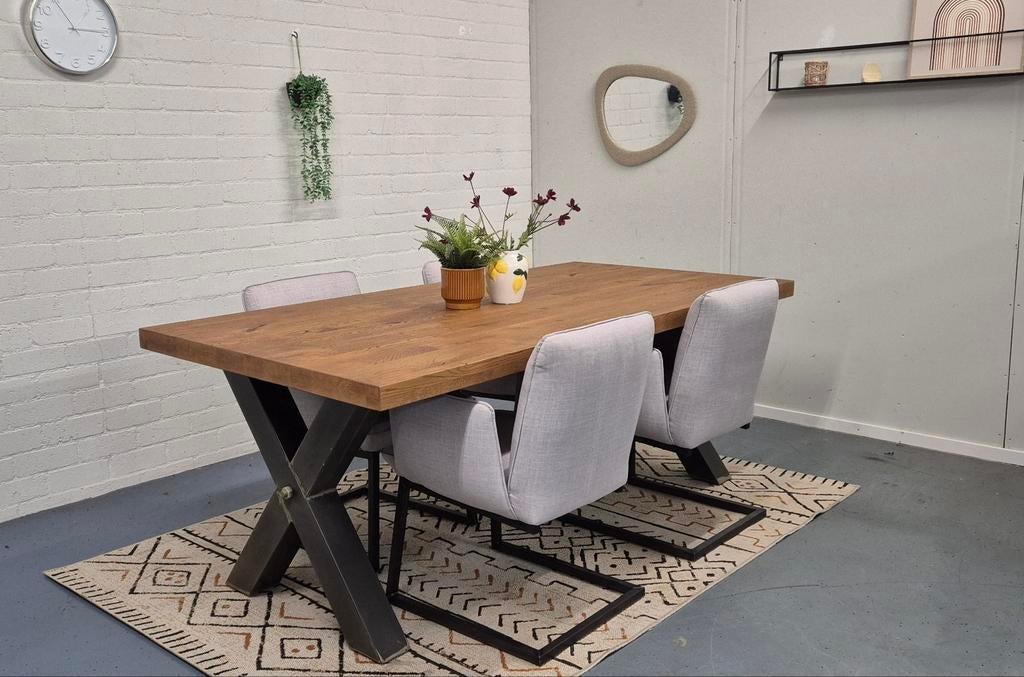 Z.g.a.n Eikenhouten eettafel met z.g.a.n eetkamer stoelen, Ophalen, ., Eikenhout, 200 cm of meer