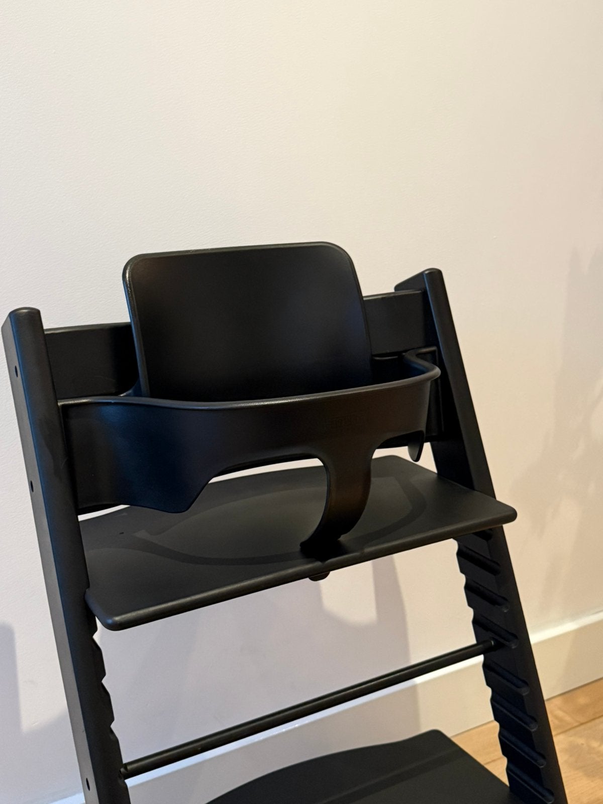 Stokke Tripp Trapp Zwart Inclusief Newborn Set & Babyset, Ophalen, Zo goed als nieuw, Meegroeistoel