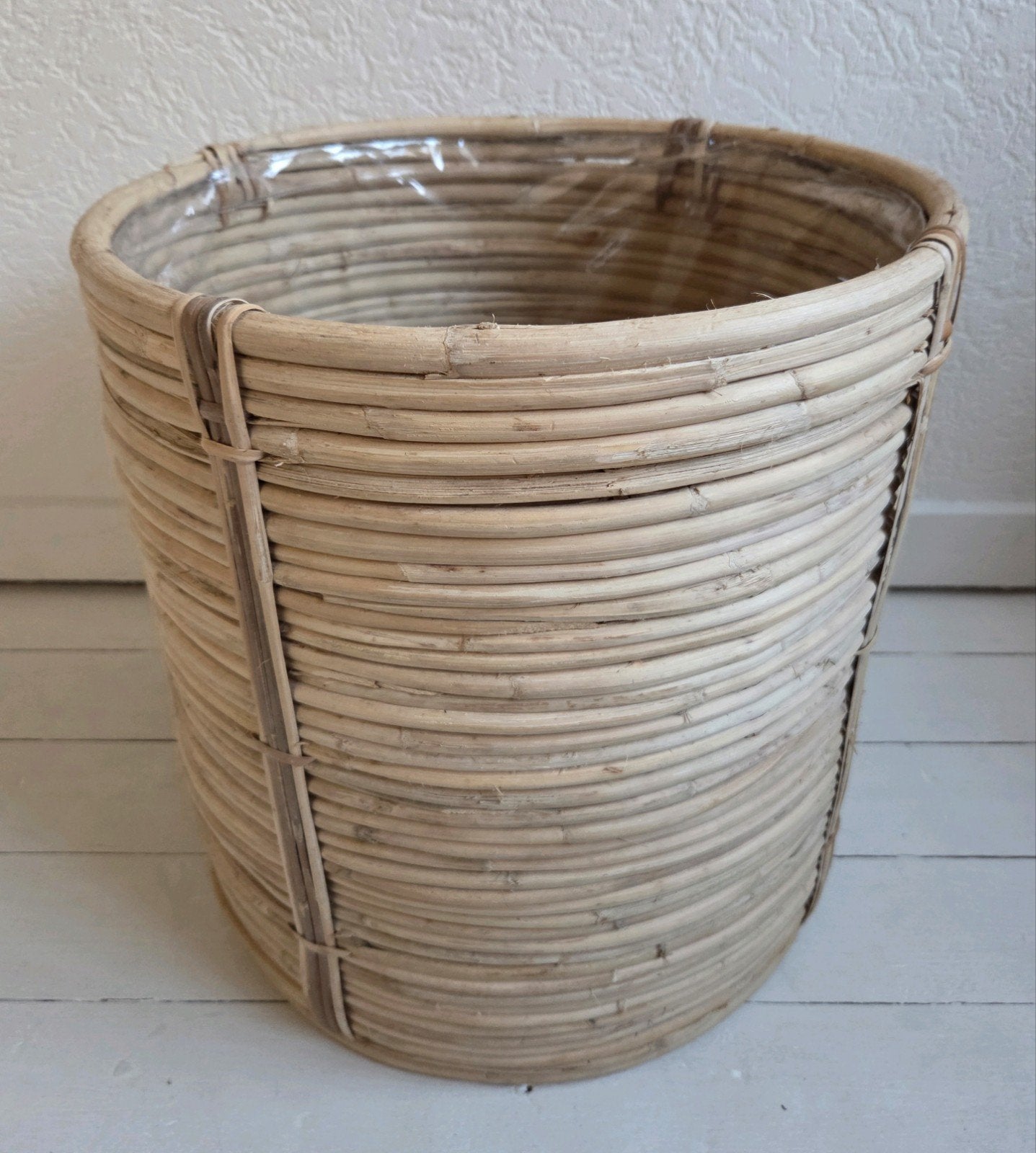 grote rotan mand plantenbak 39 cm hoog, Ophalen, Gebruikt, Rond, Minder dan 30 cm