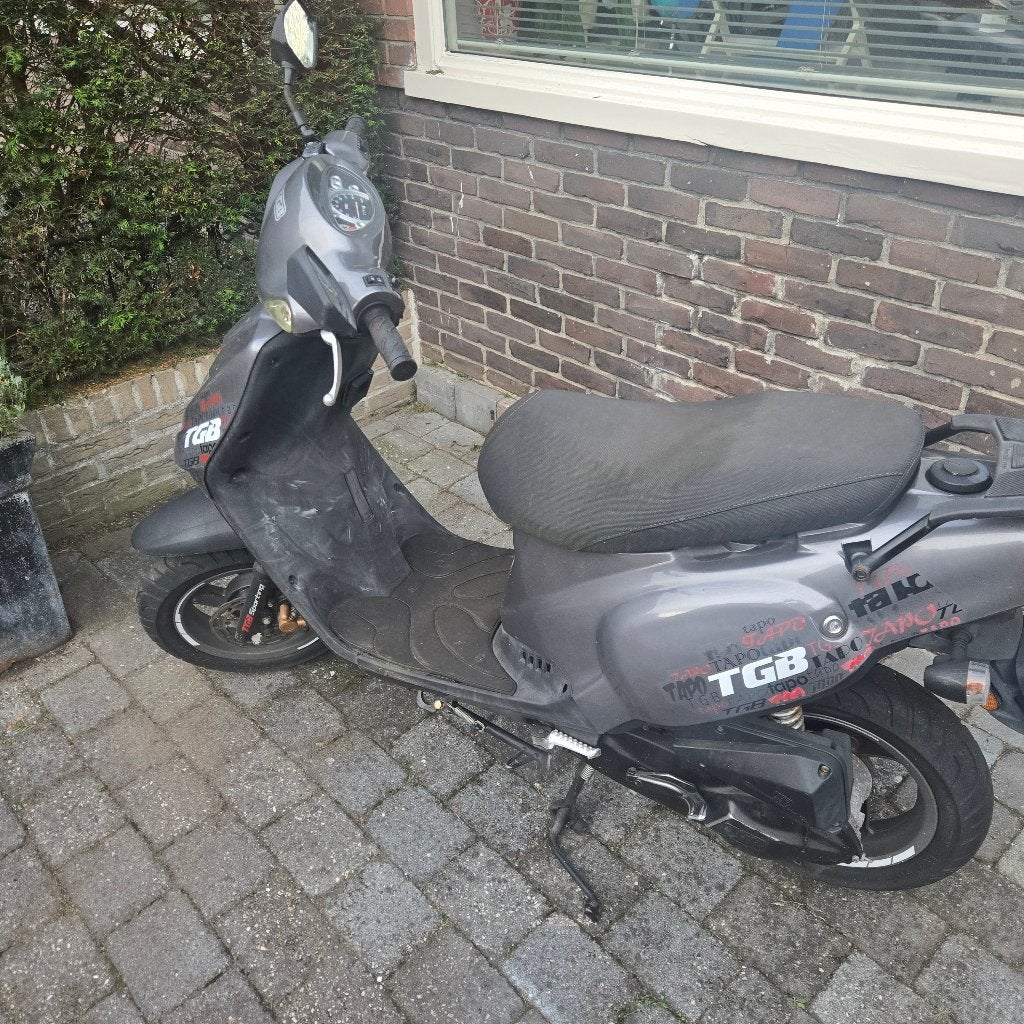 Tapo TGB scooter/brommer, Gebruikt, Maximaal 45 km/u, 0 versnellingen, 49 cc