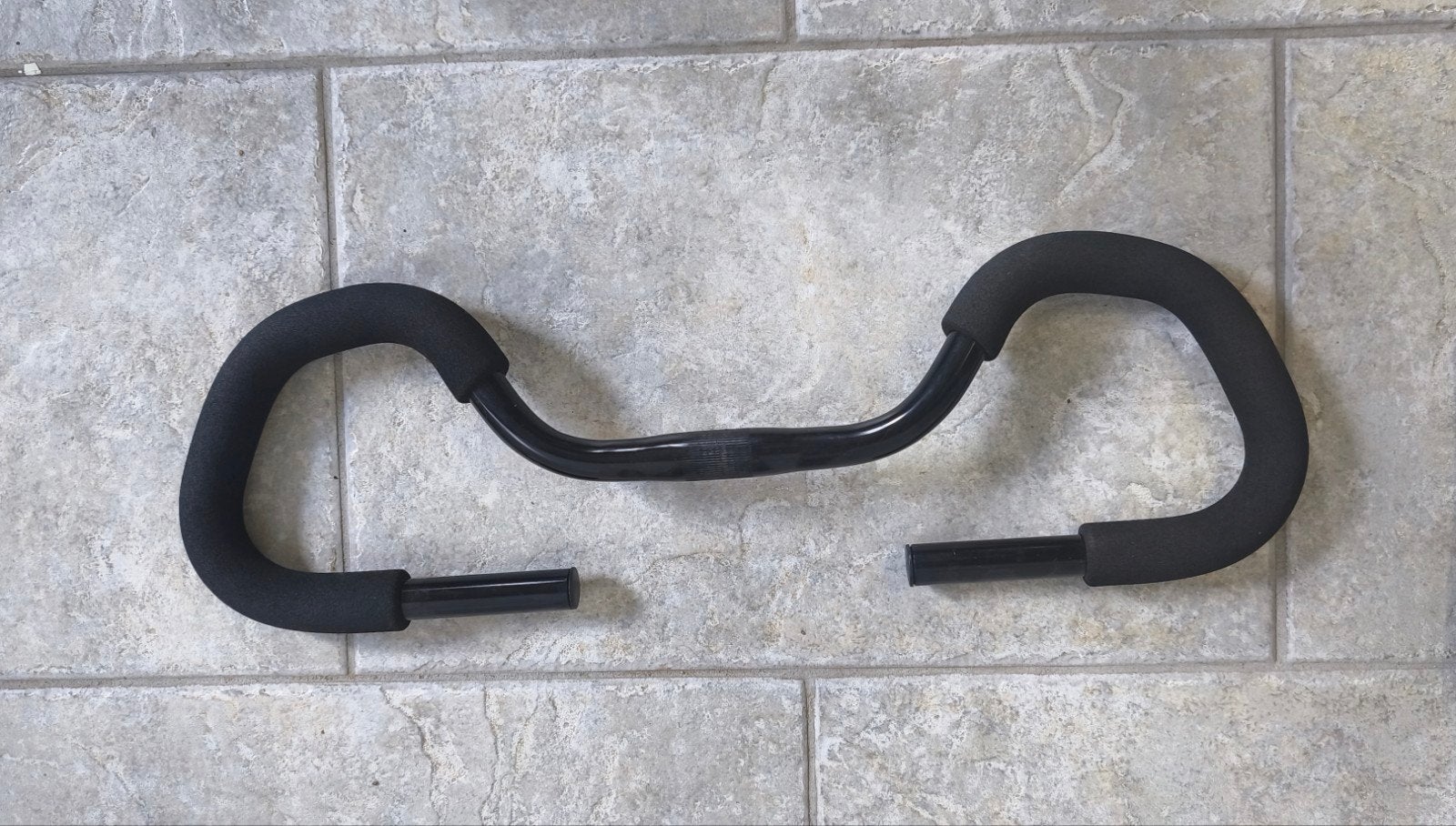 Zwart fietsstuur., Fietsen en Brommers, Fietsonderdelen, Gebruikt, Stuur, Rubber, Stadsfiets, Toerfiets, Ophalen of Verzenden
