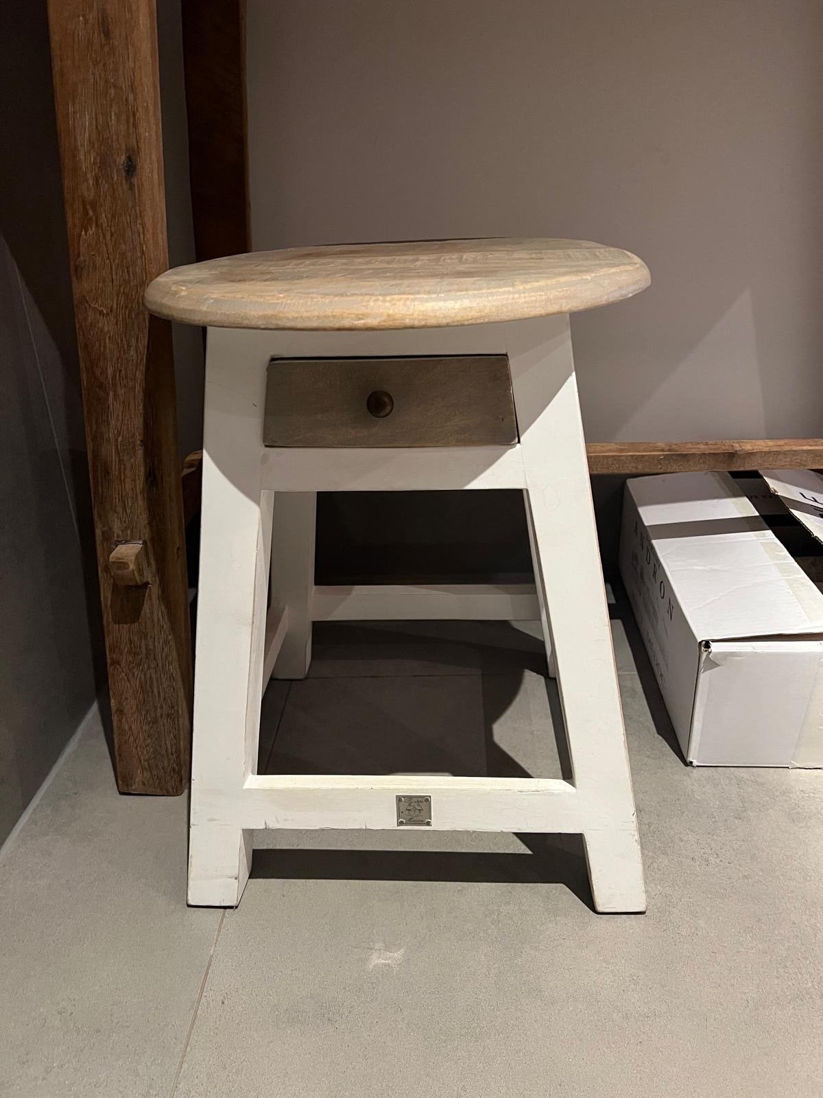 Houten krukje (Rivièra Maison) met lade - wit/naturel, Ophalen, Gebruikt, Hout