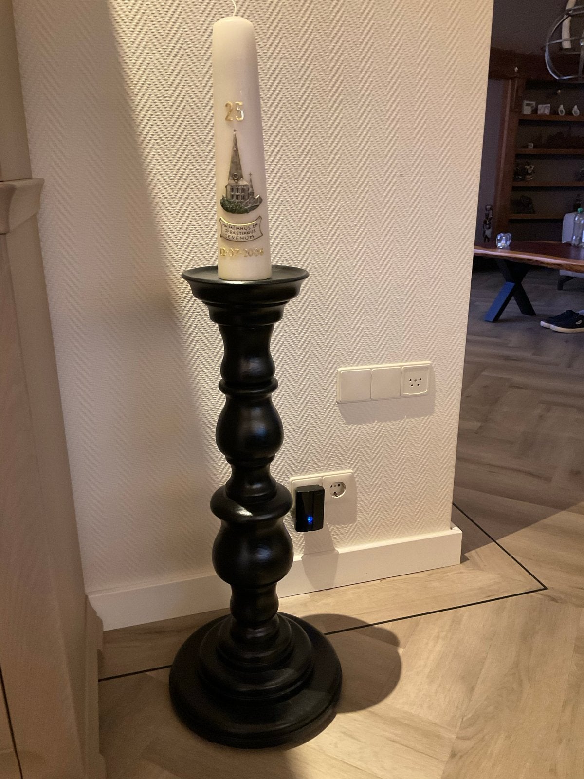 Grote Houten Kandelaar met Kaars - 110 cm Hoog, Huis en Inrichting, Woonaccessoires | Kandelaars en Kaarsen, Ophalen, Gebruikt