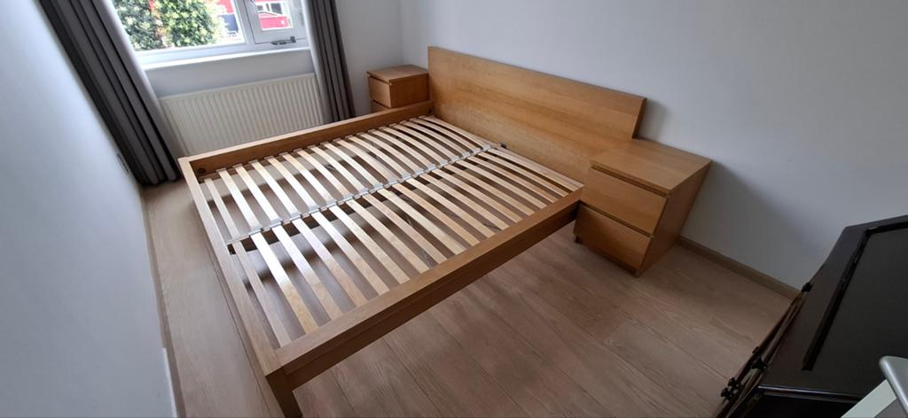 MALM bedframe 180x200, met lattenbodems en nachtkastjes, Ophalen, Gebruikt, Tweepersoons, 180 cm