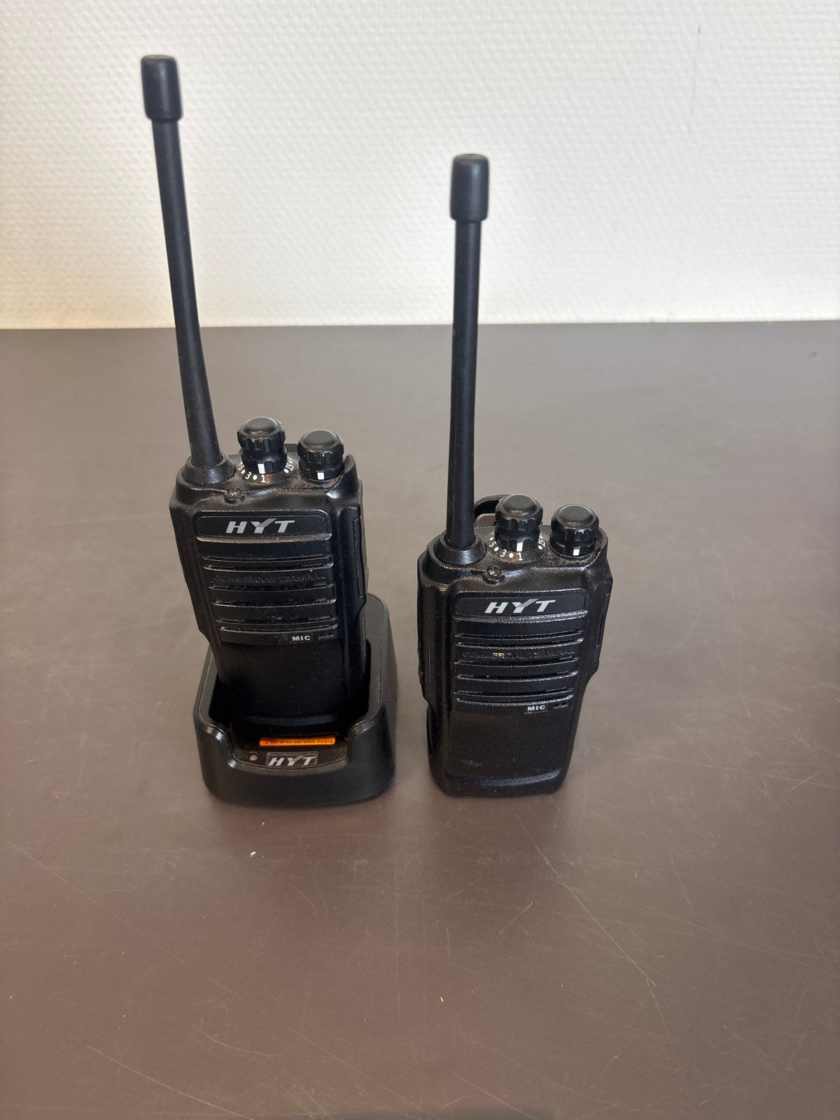 2x Portofoon HYT 446 - Werken prima, Ophalen, Gebruikt, Portofoon of Walkie-talkie