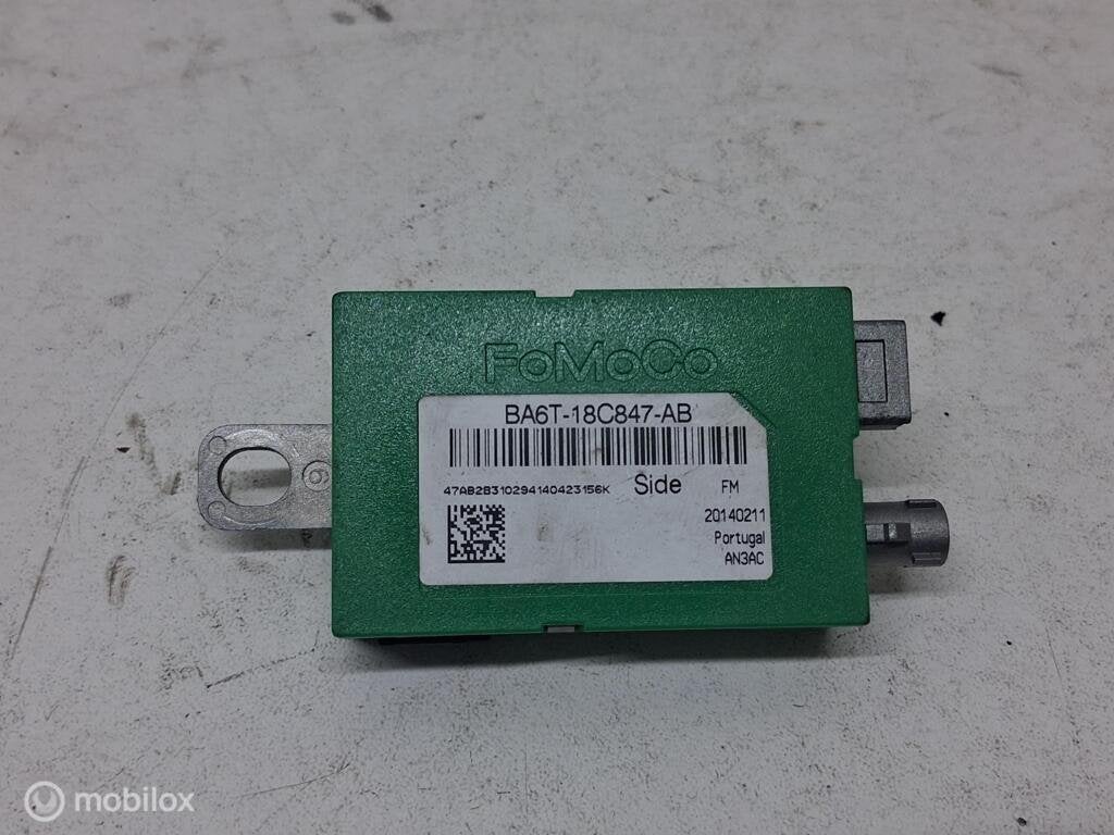 Antenne versterker Ford Fiesta VI ('08-'17) BA6T18C847AB, Gebruikt, Ford, Ophalen of Verzenden, Ford