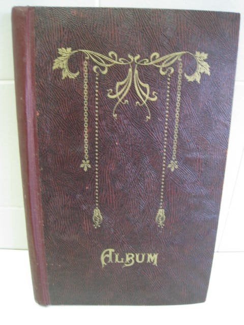 Antiek fotoalbum, 39 x 25 cm. Enigzins beschadigd door vocht, Ophalen of Verzenden, Refurbished