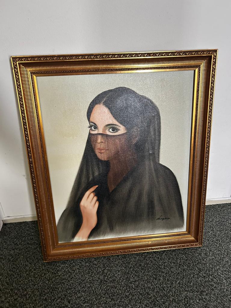 Groot schilderij Chung Ho ‘80 gesluierde vrouw, Ophalen