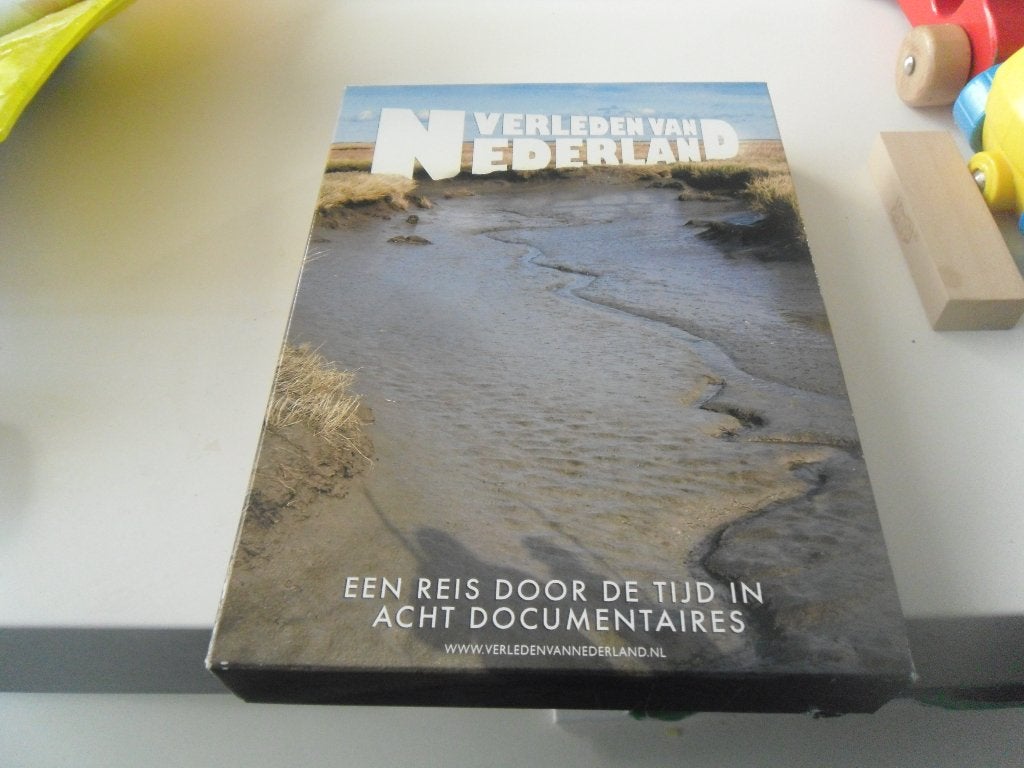 4 dvd box, verleden van nederland, Cd's en Dvd's, Dvd's | Documentaire en Educatief, Alle leeftijden, Ophalen of Verzenden, Zo goed als nieuw