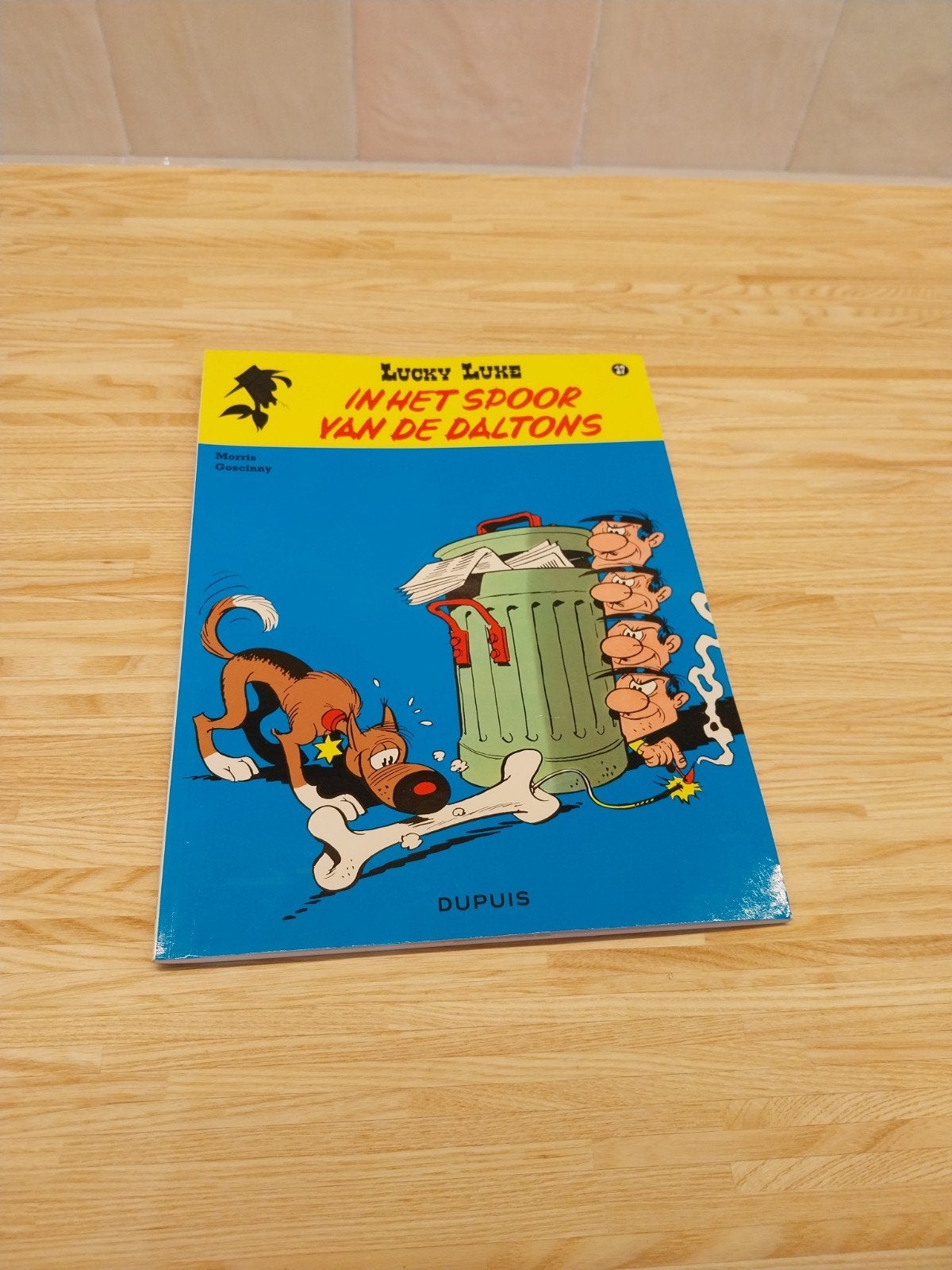 Lucky Luke: In het spoor van de Daltons (Dupuis), Eén stripboek, Ophalen of Verzenden, Gelezen