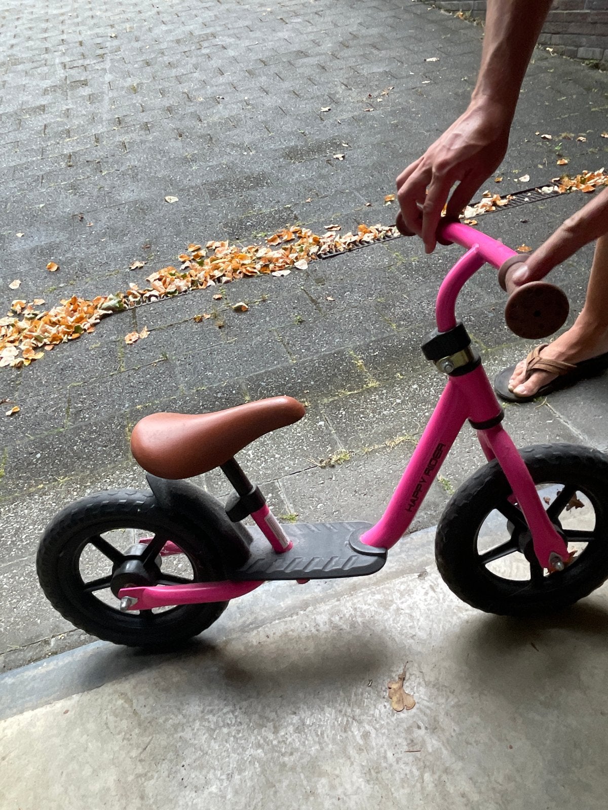 Roze loopfiets voor kinderen - Happy Rider, Ophalen, Gebruikt, Loopfiets