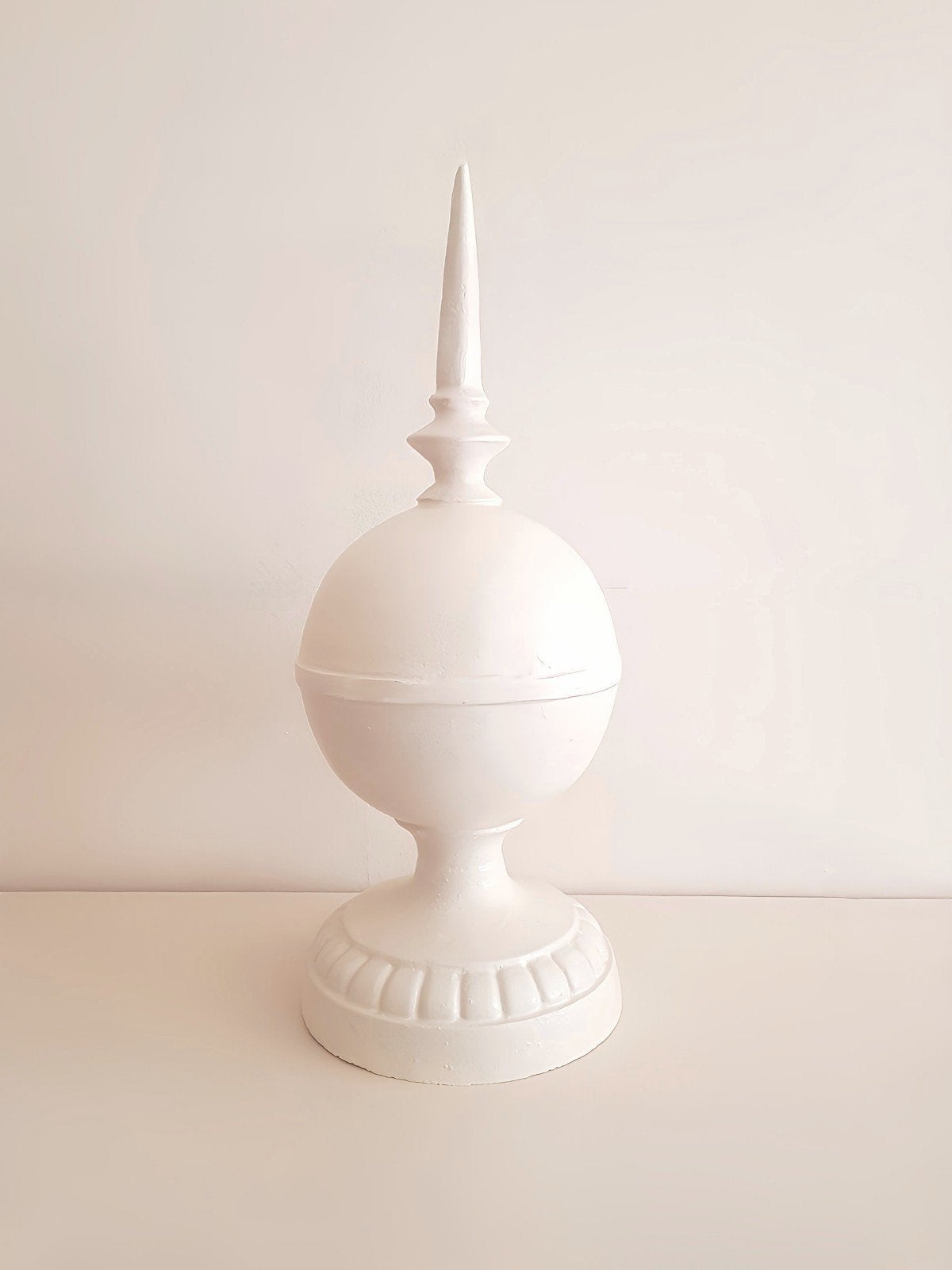 Decoratieve Pinakel, Ophalen of Verzenden, Wit, Steen/keramiek, Klassiek