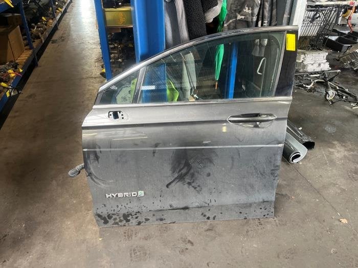 Portier 4Deurs links-voor van een Ford Mondeo (ND), Gebruikt, -, Deur, -