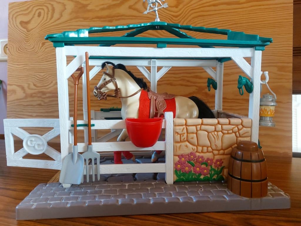 Paardenstal met paard en accessoires - Speelset, Ophalen, Gebruikt