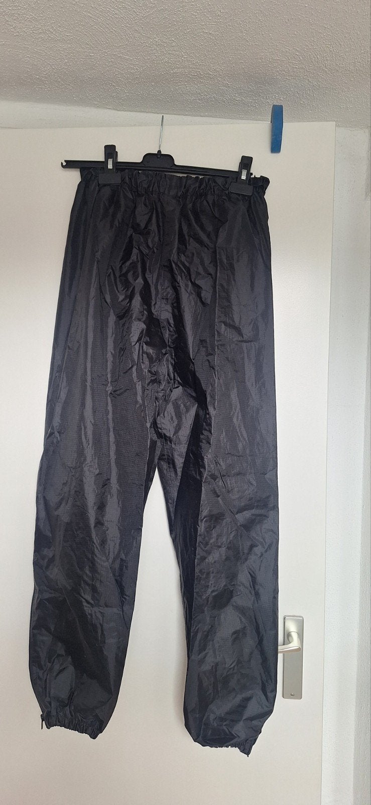 Zwarte regenbroek motor maat S met ritssluiting been, Motoren, Kleding | Motorkleding, Germas, Dames, Ophalen of Verzenden, Broek | textiel