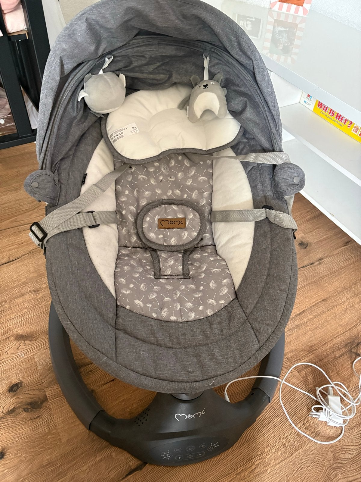 Momi bewegende wipstoel - Zo goed als nieuw, Kinderen en Baby's, Wipstoeltjes, Overige merken, Wipstoel, Ophalen of Verzenden
