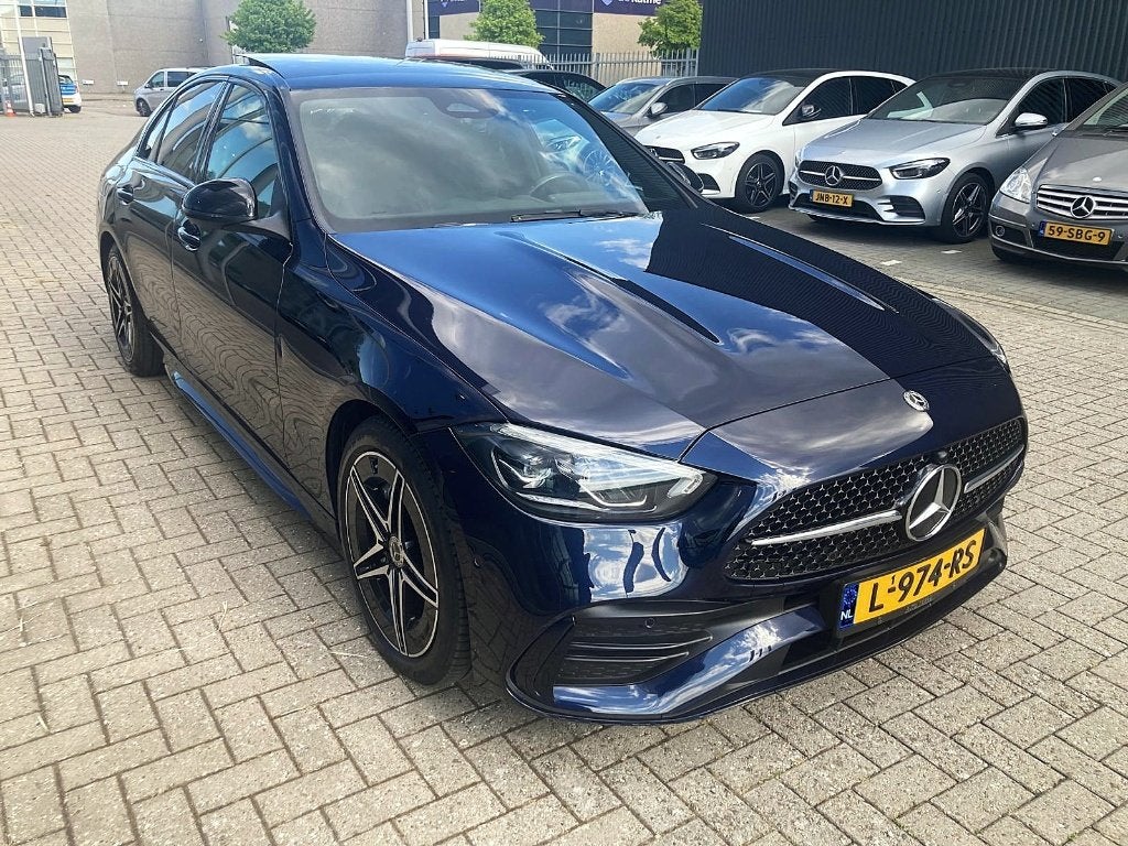 Mercedes-Benz C200 AMG/Pano/LED/Trekhaak, Automaat, Dealer onderhouden, Achterwielaandrijving, Euro 6