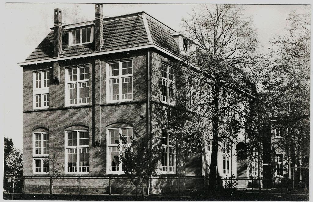 Terborg Gld, Jeugdherberg St. Joris, gelopen 1958,, Verzamelen, Ansichtkaarten | Nederland, Verzenden, 1940 tot 1960, Gelopen