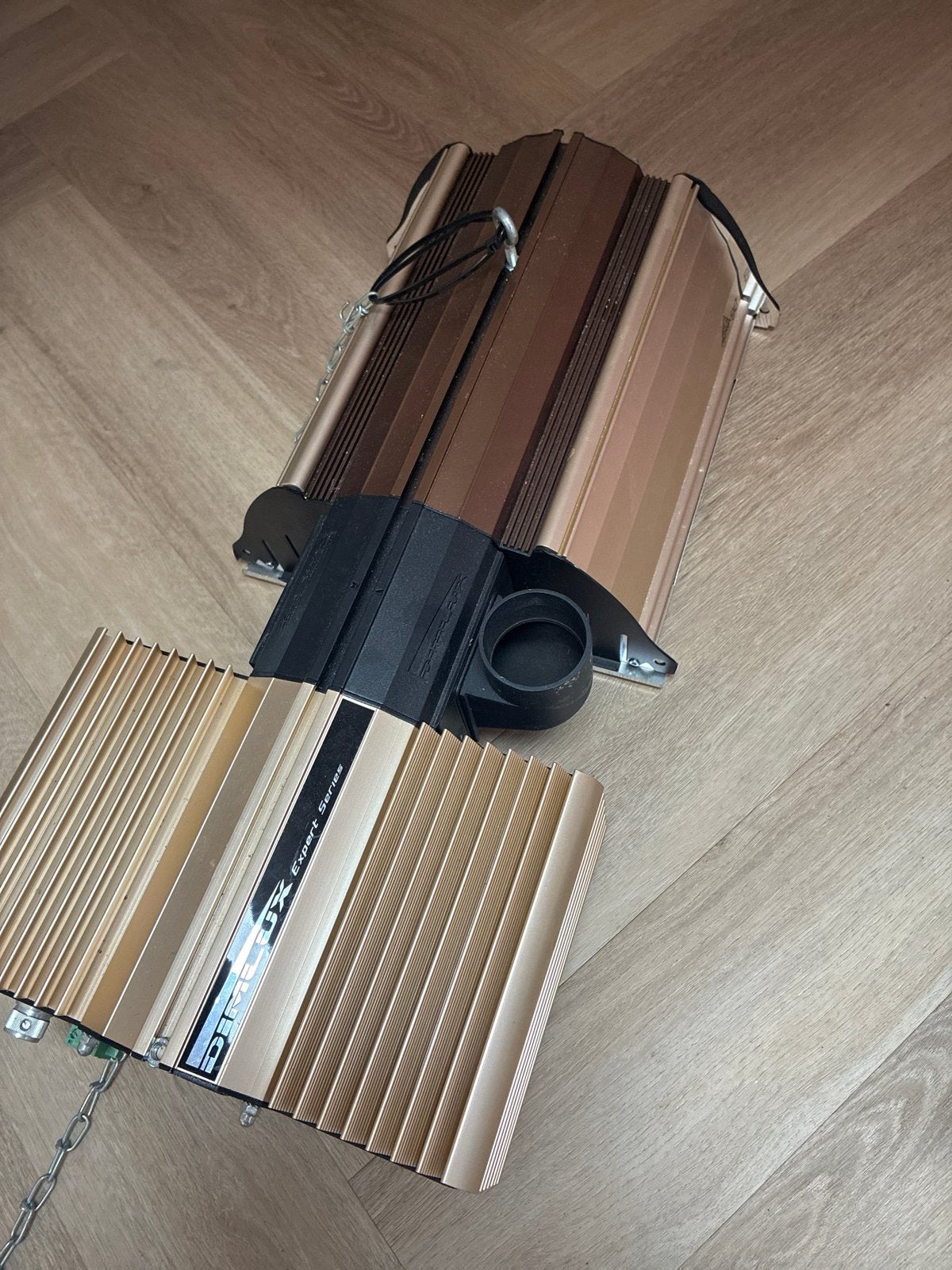 2 stuks Dimmable Kweeklamp Expert Series 600/730, Ophalen, Gebruikt