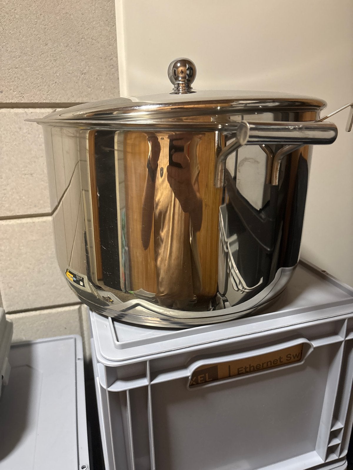 Grote 15 liter soeppan RVS met gratis soeplepel, Ophalen, Gebruikt, Met deksel, Rvs