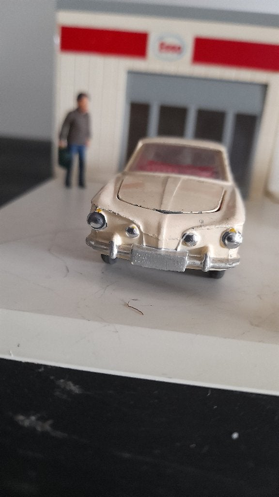 Corgi Toys VW 1500 Karmann Ghia, Ophalen of Verzenden, Gebruikt, Auto, Corgi