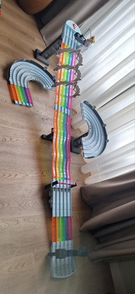Hot Wheels Mario Kart Regenboog Racebaan, Ophalen, Racebaan, Zelf te bouwen, Zo goed als nieuw