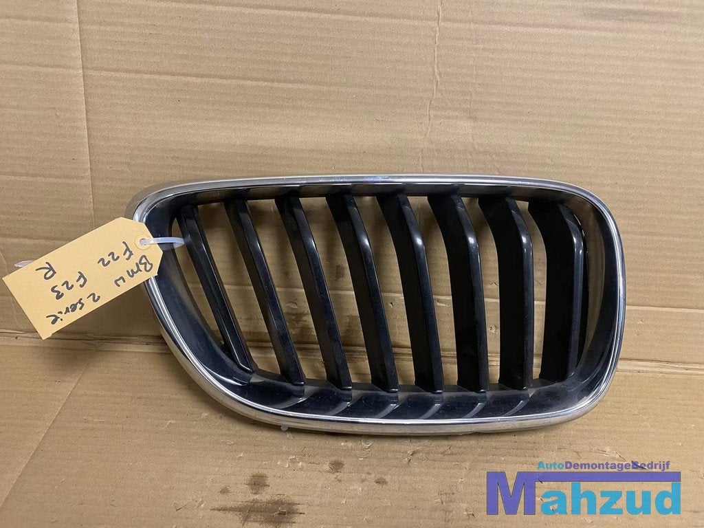 BMW 2 SERIE F22 F23 Rechts grille nier 2007-2012, Auto-onderdelen, Petuelring 130
80788  Munich, DE, Gebruikt, Info@bmw.de, Ophalen of Verzenden