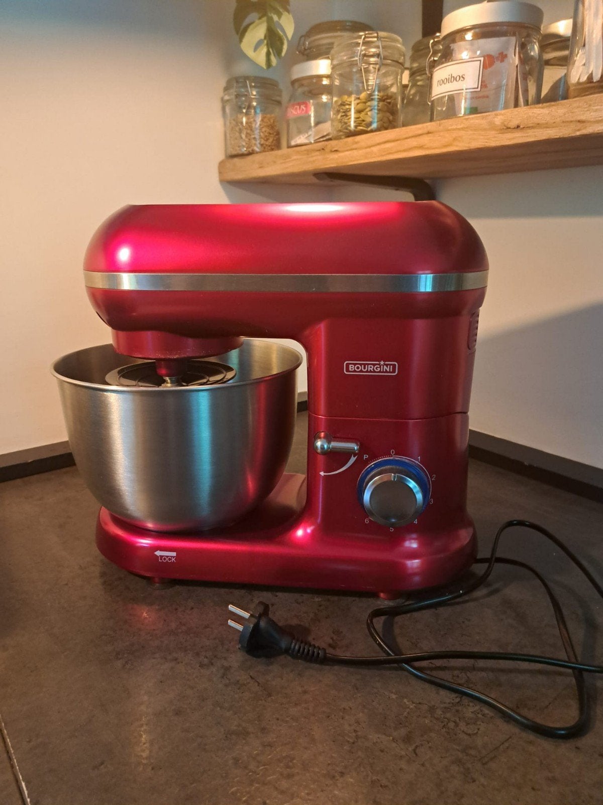 Bourgini Keukenmachine - Rood, Witgoed en Apparatuur, Keukenmixers, Ophalen, 4 liter of meer, 3 snelheden of meer, Zo goed als nieuw