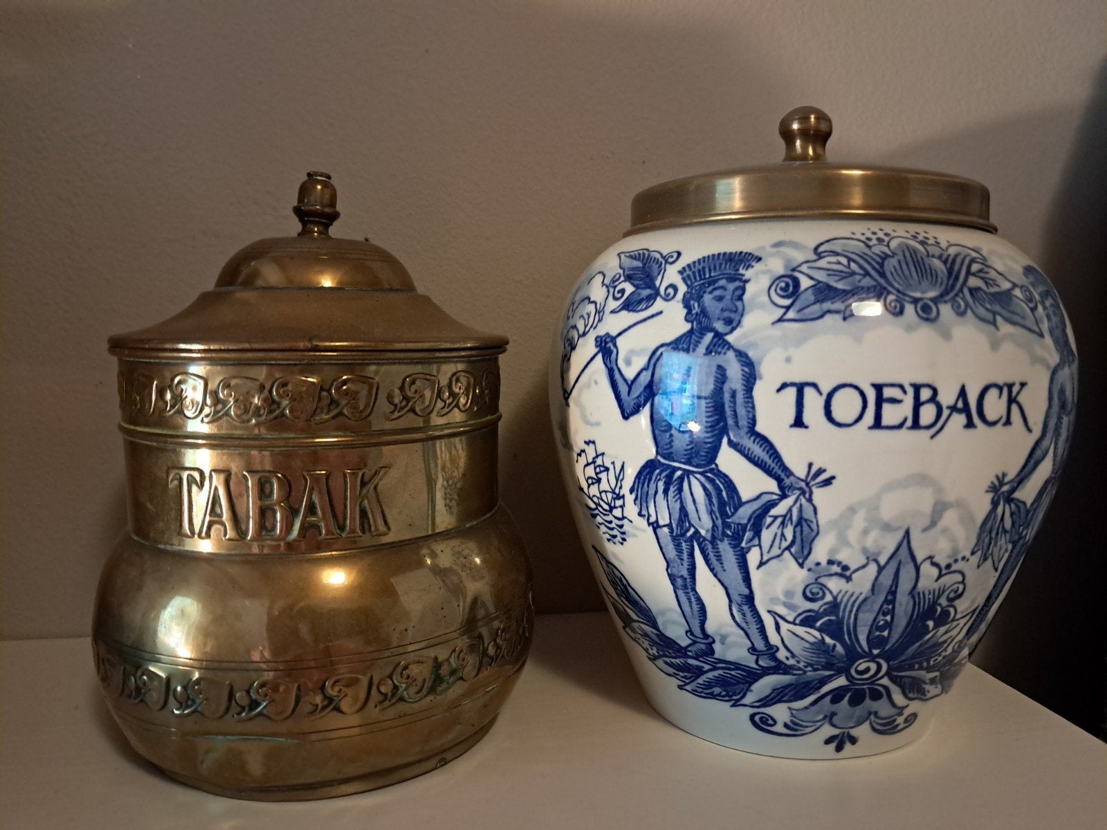 2 oude tabakspotten, Ophalen of Verzenden
