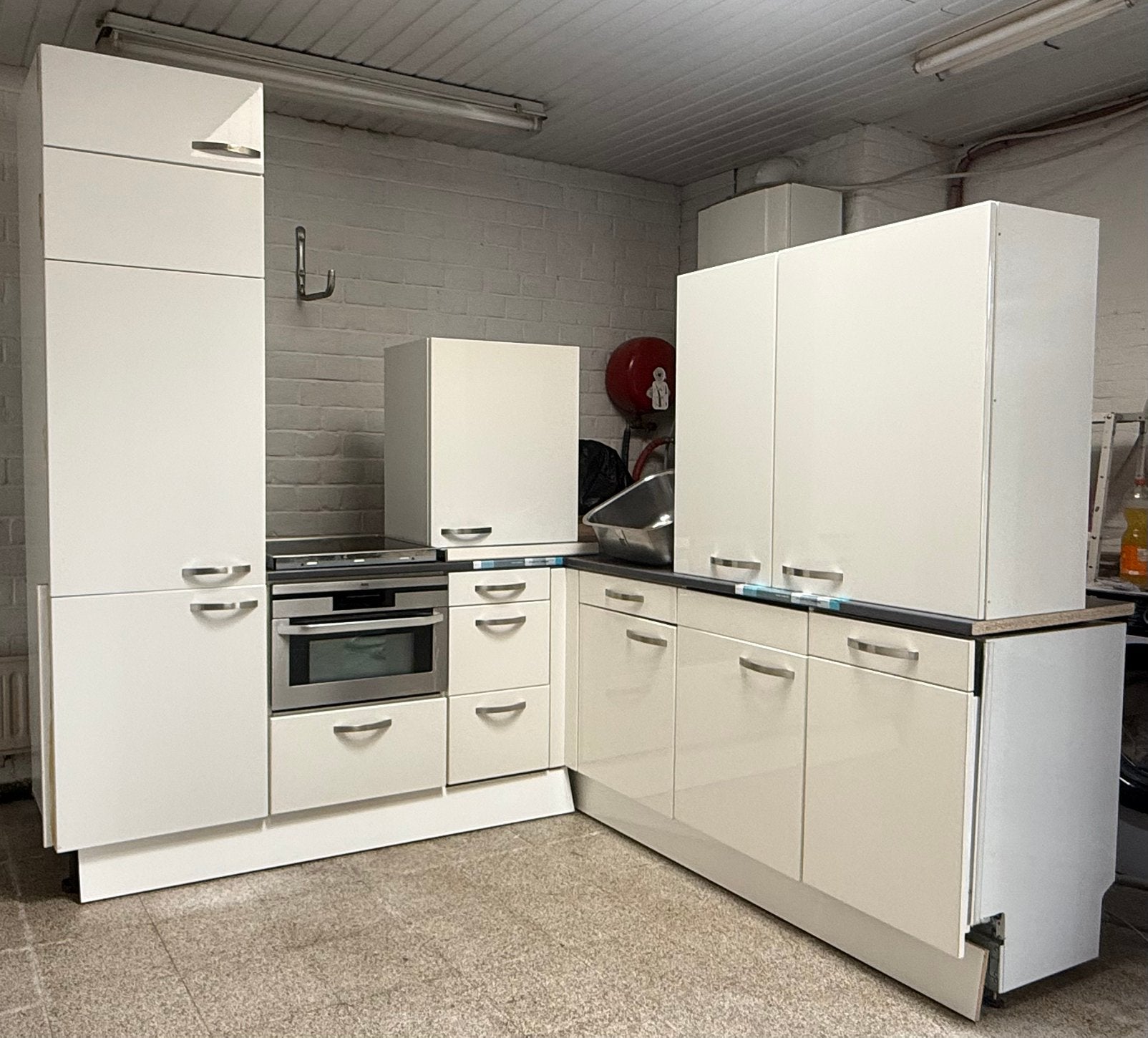Witte hoogglanskeuken inclusief apparatuur en Gedemonteerd, Ophalen, Zo goed als nieuw, Wit